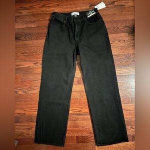Abercrombie & Fitch Curve Love High Rise 90s Relaxed Jean. Color: black size: 10